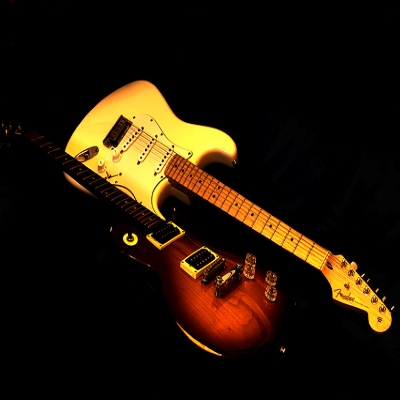 Gibson Les Paul Fender Stratocaster